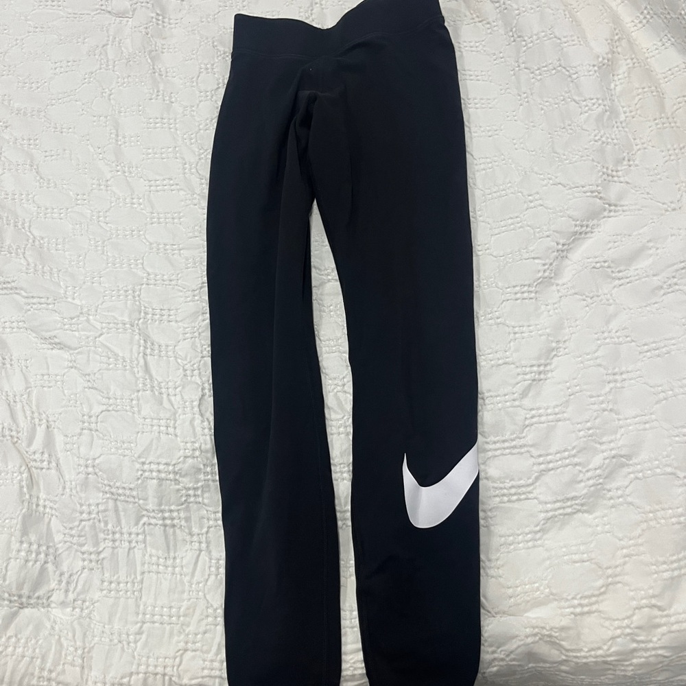 black nike leggings